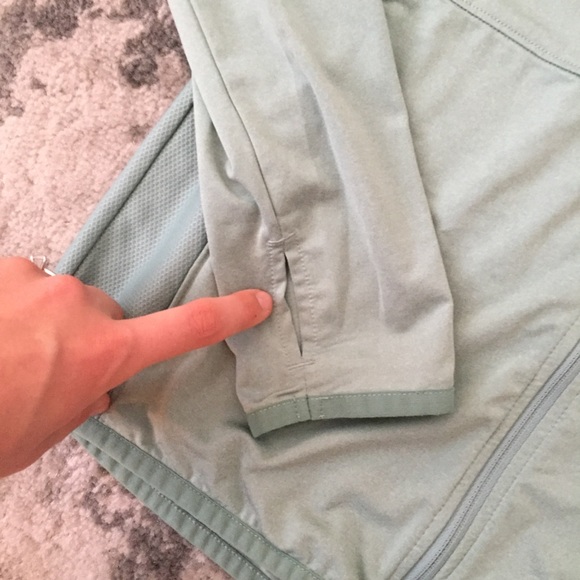 Sold! Columbia dri-fit zip up jacket - Picture 8 of 9